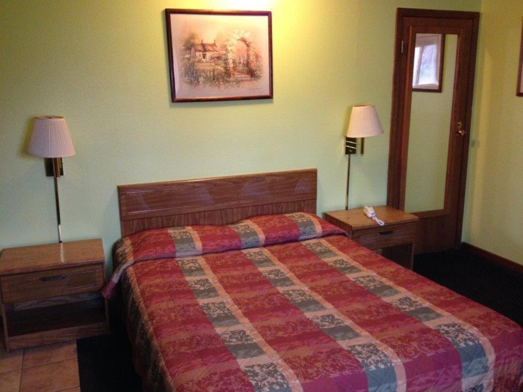 Kings Inn Belle Fourche Δωμάτιο φωτογραφία